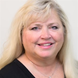Donna Schroyer-Riesen